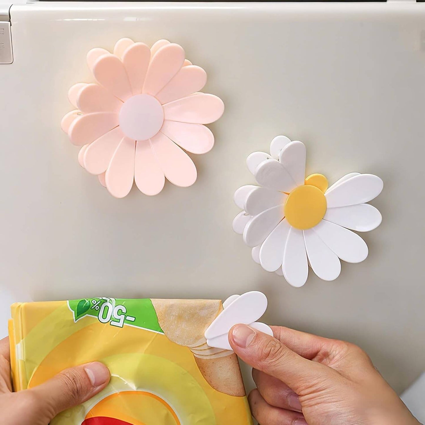 Cute Daisy Magnetic Bag Clips (2-Pack)